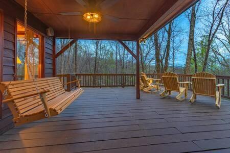 Вилла Family Fun-Relax-Mtn View-Game Rm-Hottub Блу-Ридж Экстерьер фото